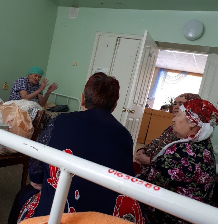 Russian grandmother holds the defense - Grandmother, My, Longpost, Hospital