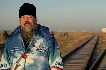 Father Sergiy Bychkov is a full-time employee of Roskosmos, confessor, consecrates rockets and bears the title of tester. - My, Roscosmos, Priests