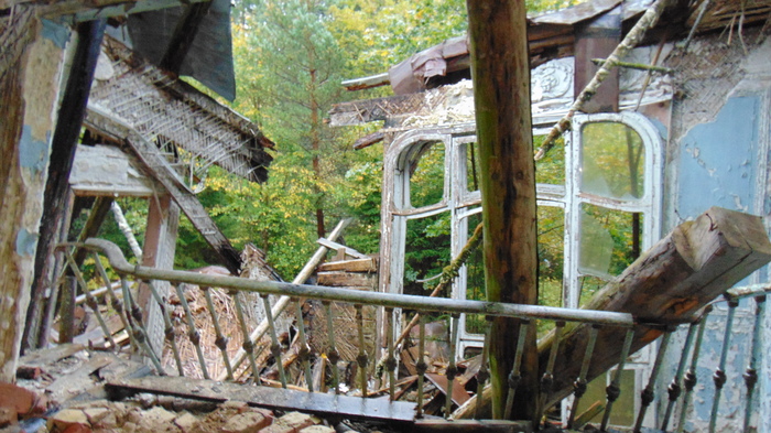 Traces of past splendor. Abandoned Faberge cottage - My, Urbanfact, Abandoned, Carl Faberge, Manor, Stalk, Video, Longpost