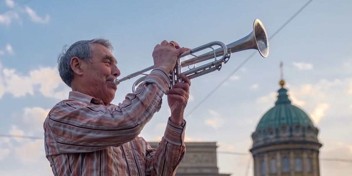 Дядя петь. Дядя Миша трубач Питер. Дядя Миша СПБ музыкант. Михаил тюменцев трубач. Дядя Миша трубач на Невском.
