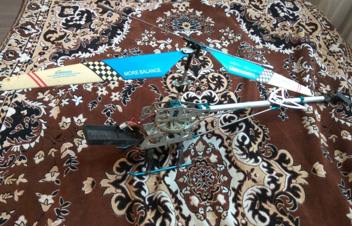 Unknown helicopter - , Radio-controlled helicopter