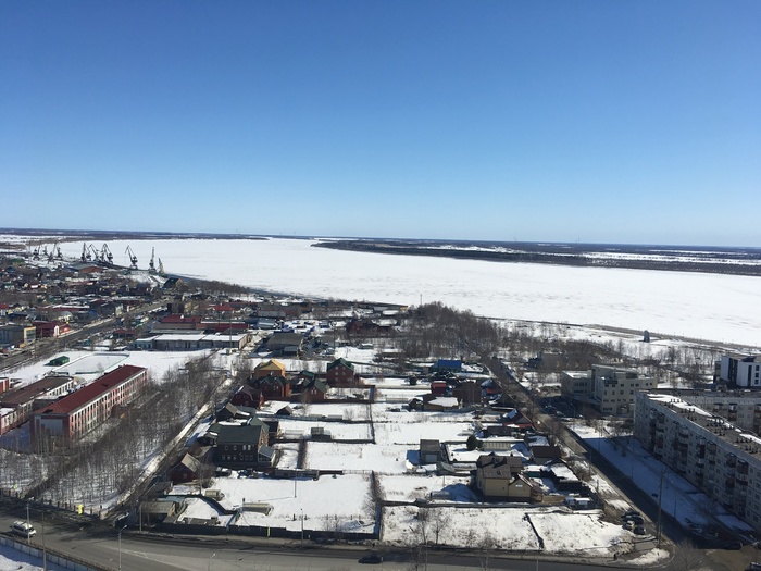 View of the frozen Ob from the roof of a 25-storey building - My, The photo, Ob, River, Snow