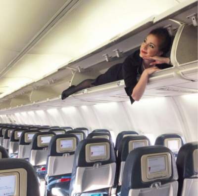 Flight attendants showed what they do while there are no passengers nearby - Stewardess, Dedication, Scream, Longpost