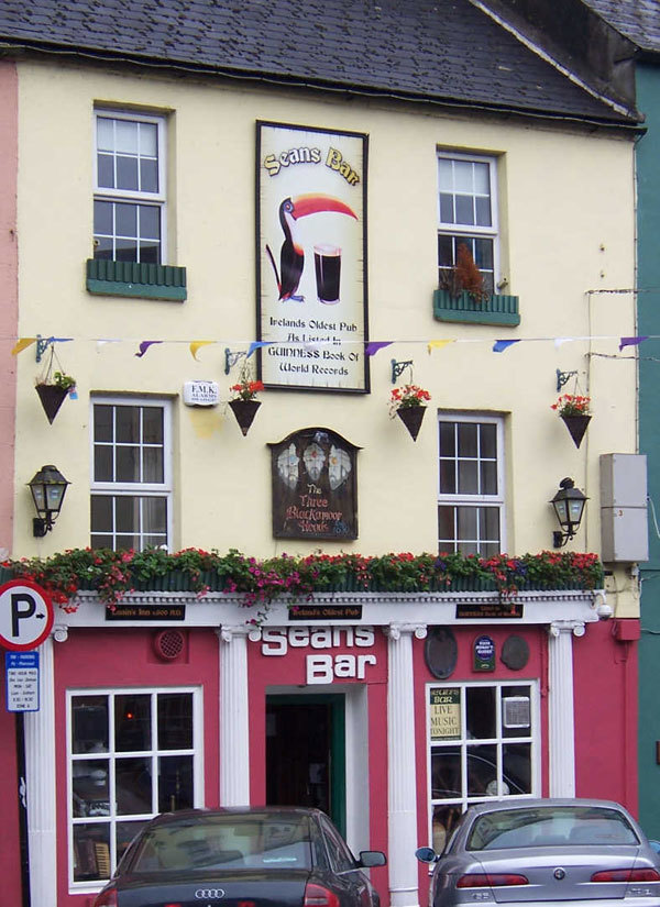 The oldest pubs in the world - A pub, Bar, Building, Antiquity, Ireland, Translated by myself, Translation, Great Britain, Longpost