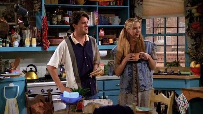 10 NUANCES THAT WE NEVER NOTICED ON FRIENDS - Friends, Movies, Bloopers, Serials, Longpost