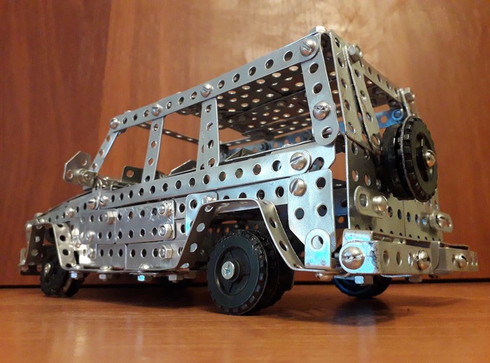 Gelik 1990 of their metal constructor with steering and working suspension - My, Gelendvagen, Mercedes, Jeep, SUV, 4x4, Modeling, Models, Constructor, Video
