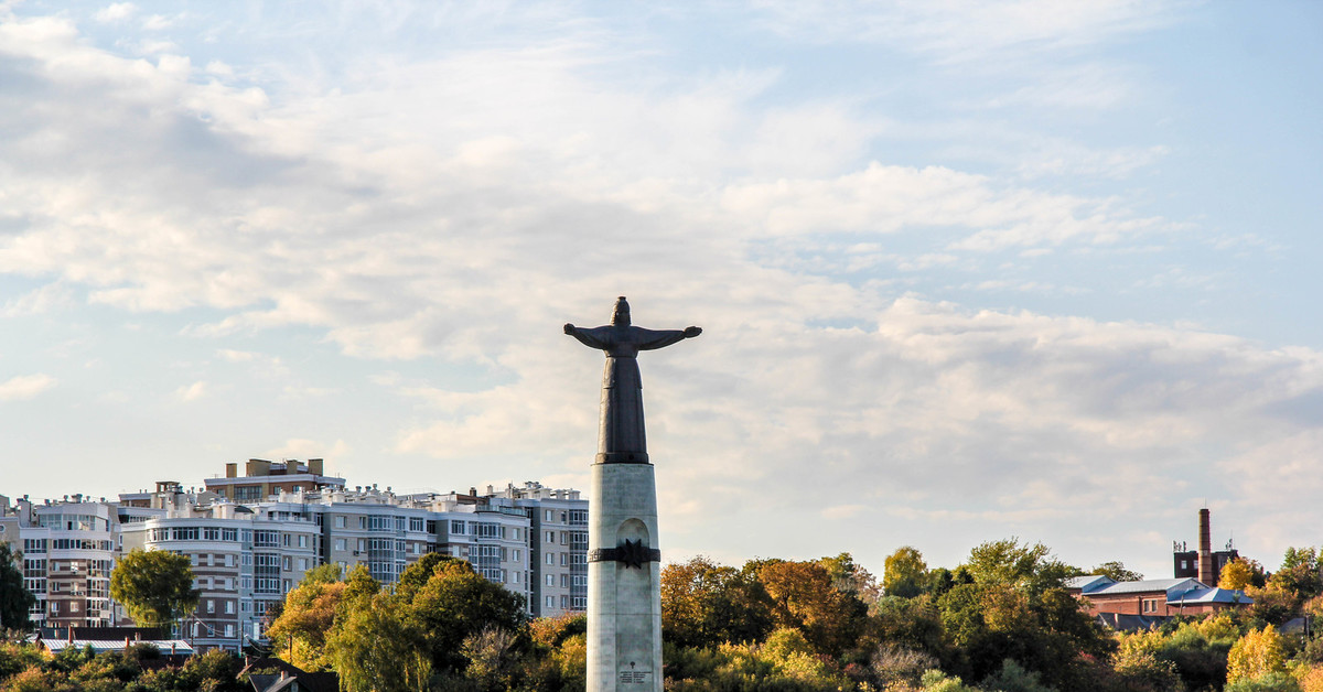 Чувашия фото. Чебоксары Республика Чувашия. Чувашия столица Республики. Памятники столицы Чувашской Республики город Чебоксары. Мать Чувашии Чебоксары.