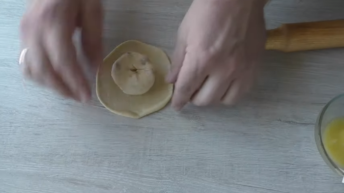 / , , , , , , , ,