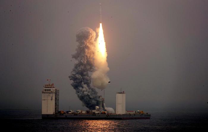 Chinese satellite filmed the launch of the CZ-11 launch vehicle from the offshore platform. - Space, China, Sea Launch, Satellite, Booster Rocket, Video