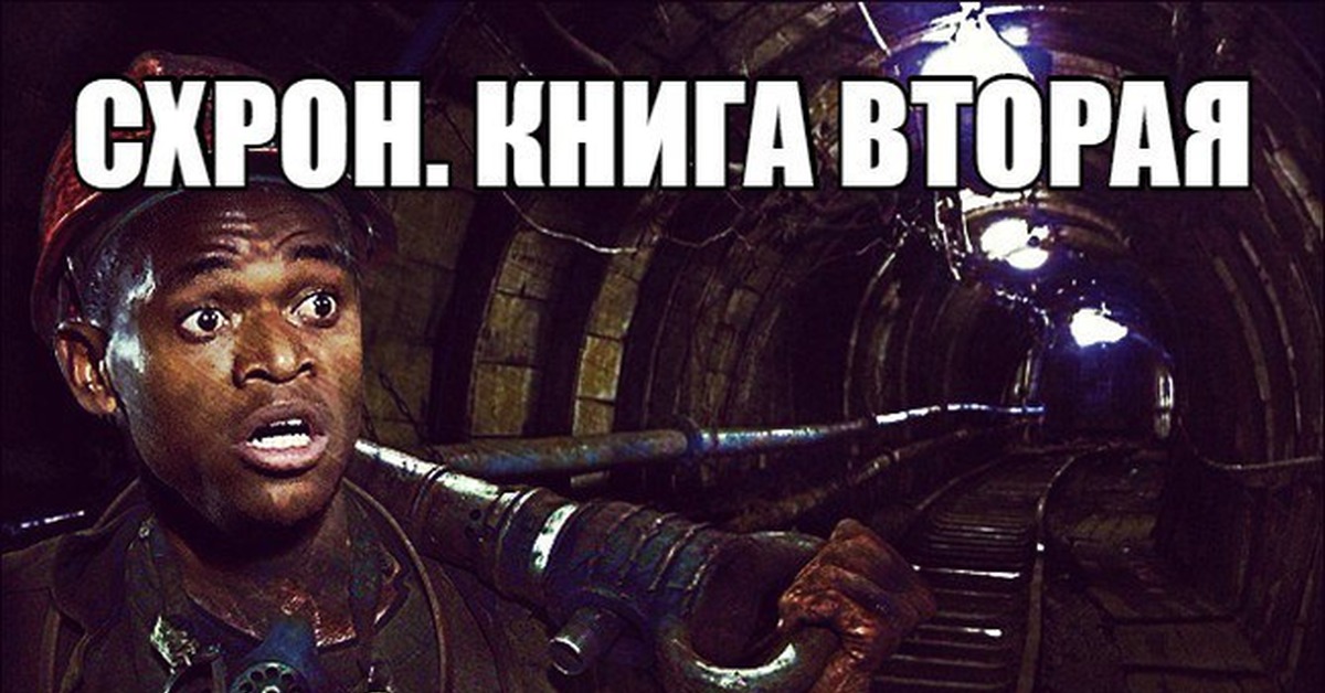 Негр с огромным стволом трахает телку с голубыми волосами и большими сиськами