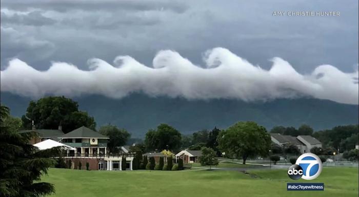 clouds-waves - Clouds, Wave, Nature, Sky, Virginia, USA, Unusual