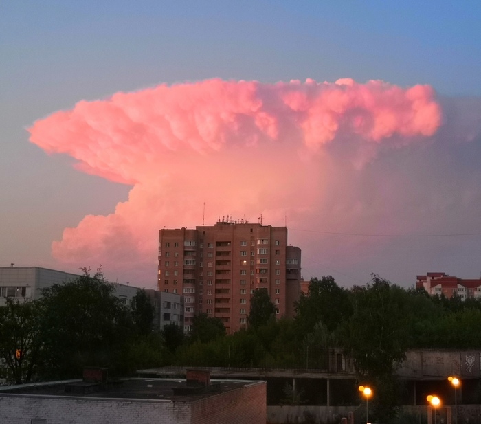 Бомбический закат, Звенигород, 1 июля