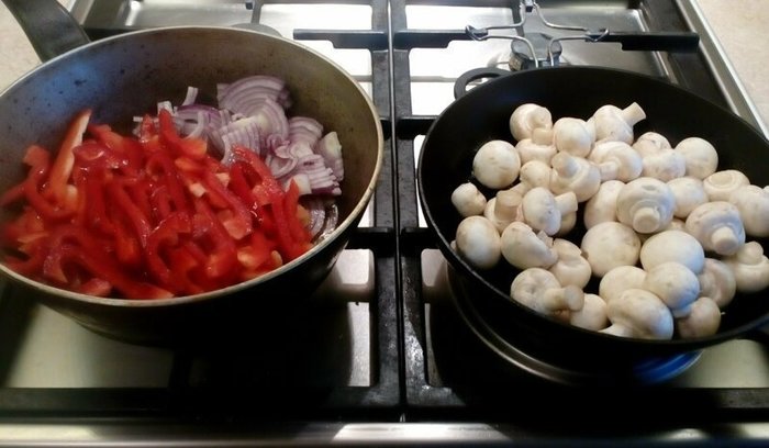 Закуска из шампиньонов с кисло-сладким перцем Кулинария, Еда, Закуска, Грибы, Рецепт, Видео рецепт, Видео, Длиннопост