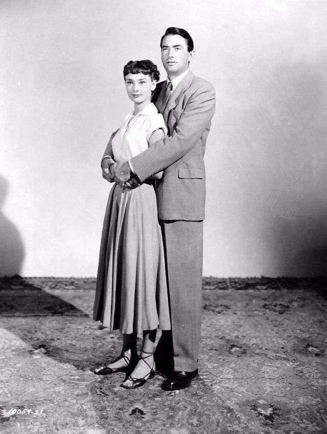 Audrey Hepburn on the set of Roman Holiday. - Audrey Hepburn, Roman holiday, Movies, Longpost