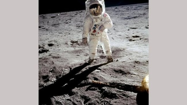 The most famous photographs taken during the Apollo 11 lunar mission - moon, Apollo 11, Space, NASA, Anniversary, Longpost