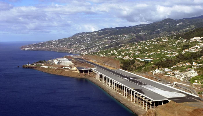 One of the most DANGEROUS airports in the world - My, Madeira, Portugal, Travels