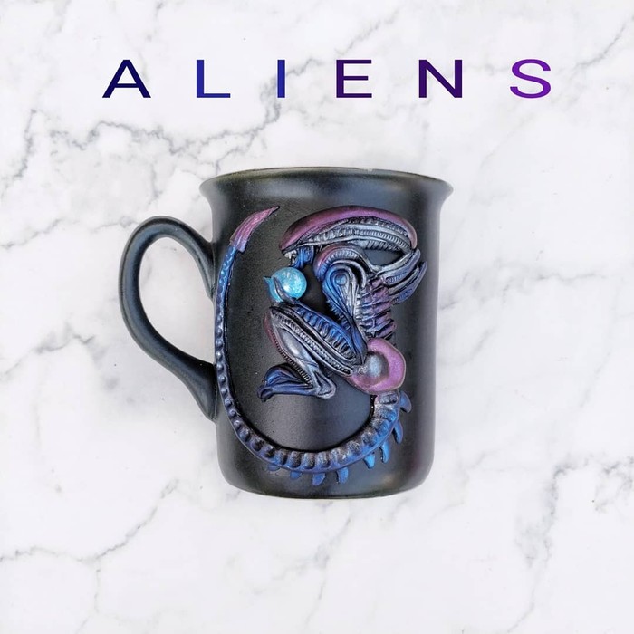 Alien on the mug 3) - My, Handmade, Polymer clay, Mug with decor, Stranger, Strangers, Xenomorph, Video, Longpost, Alien movie