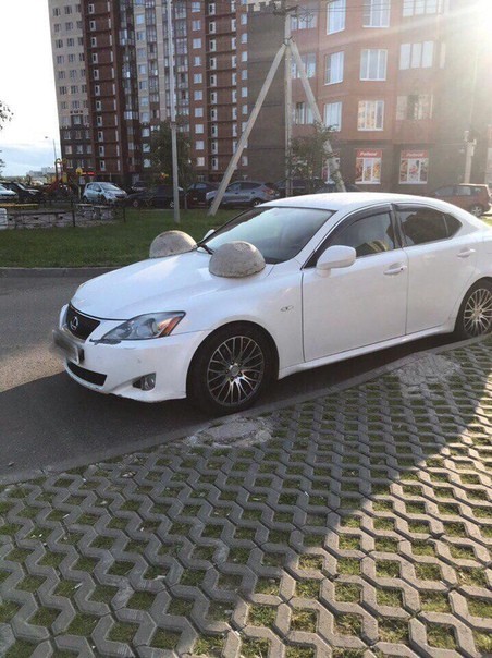 Punishment for the unfortunate valet - Неправильная парковка, Saint Petersburg, Devyatkino, Auto