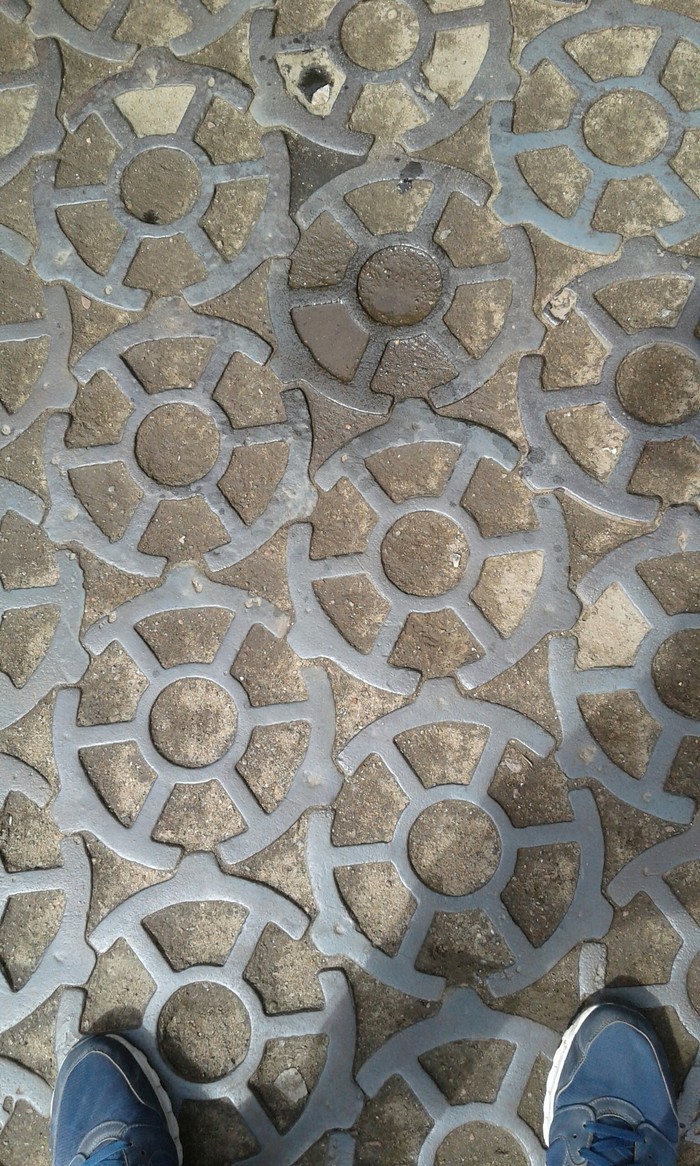 Cast iron pavement. - My, Paving stones, Pavement, Saint Petersburg, Kronstadt, Longpost