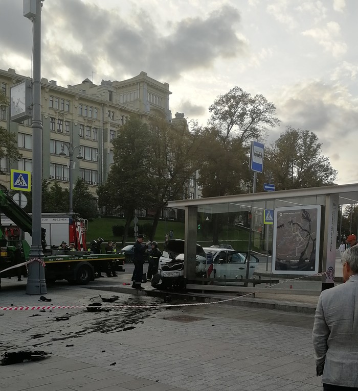 Are you ready for this taxi? - Taxi, Road accident, Moscow, Longpost