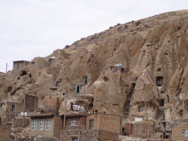 Cave village in the rocks. - Caves, Lodging, Iran, Text, Longpost