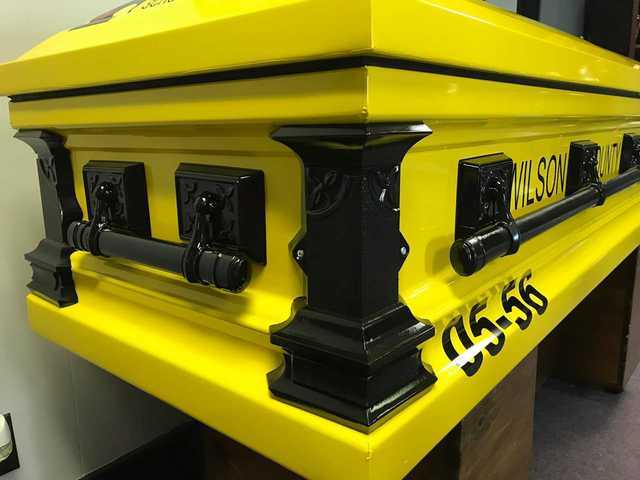 A custom coffin for a school bus driver. - Coffin, , Yellow, Bus driver, USA, Longpost, Non-standard, Driver