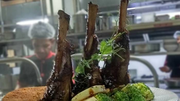 Tender lamb shank [chef made] - My, Cooking, Video, Yummy, Meat, Food