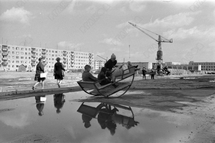 Children at the construction site (Minsk, 1971) - My, Archive of film and photo documents, Rgakfd, Minsk, 1971, Story, Children, Construction