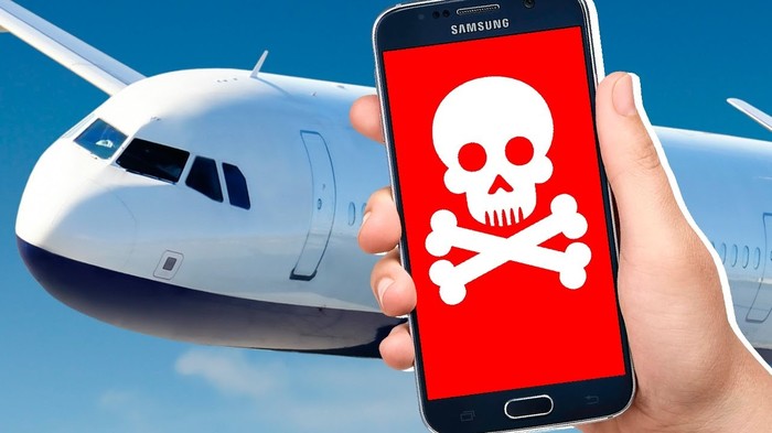 Телефон в самолете