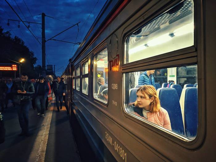 evening platform - Street photography, Vsevolozhsk, , Mobile photography, Railway, Train, The photo, My