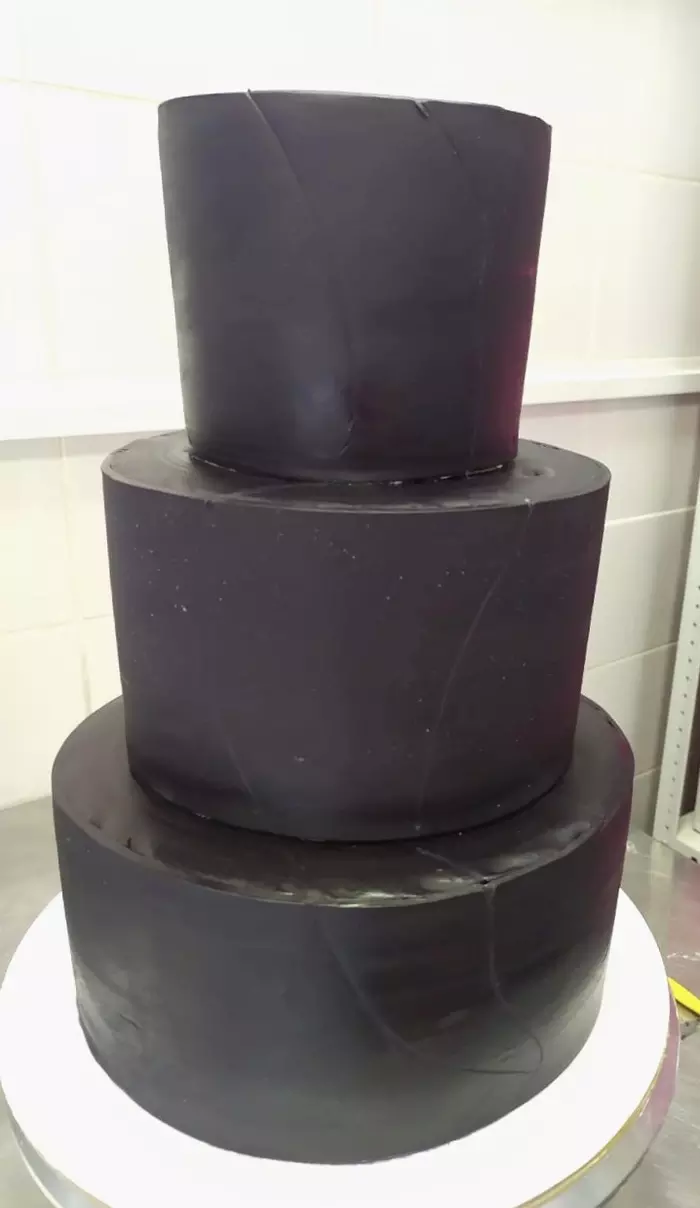 Cake with caramel crystals - My, Cake, Work, Caramel, Confectioner, Video, Longpost