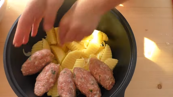 Картошка с котлетами в казане Кулинария, Рецепт, Котлеты, Другая кухня, Приготовление, Еда, Видео, Длиннопост, Видео рецепт