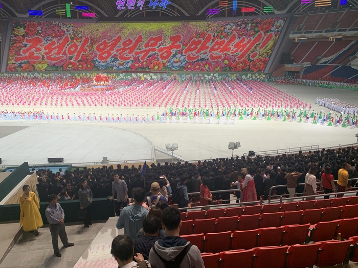 Самая показушная показуха в мире или Северная Корея. Часть 3. Северная Корея, Пхеньян, Показуха, Шоу, Стадион, Видео, Мат, Длиннопост