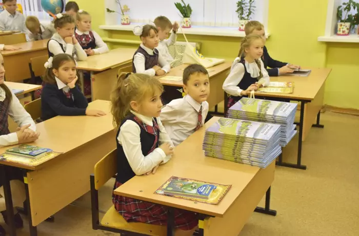 Yaroslavl schoolchildren celebrated World Animal Protection Day with a thematic lesson - Kindness, Ecology, Animal protection, Animals, Russia, School, Children, Yaroslavl