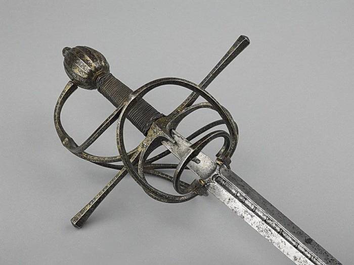 Я недавно понял что о шпагах не знаю ничего