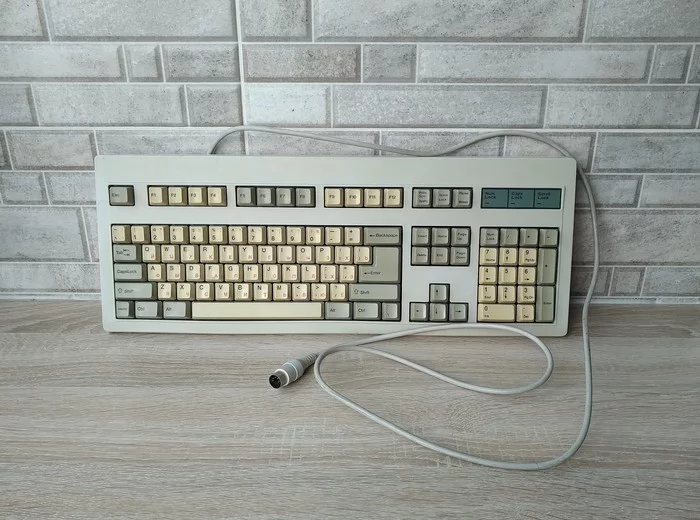 Keyboard from the 90s - My, Keyboard, 90th, Dos, IT, Hobby, Find, Longpost