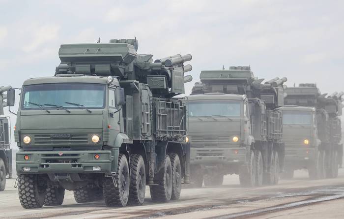 The S-400 and Pantsir-S sent to Serbia are participating in exercises abroad for the first time - Serbia, Russia, Military training, Politics, European Union