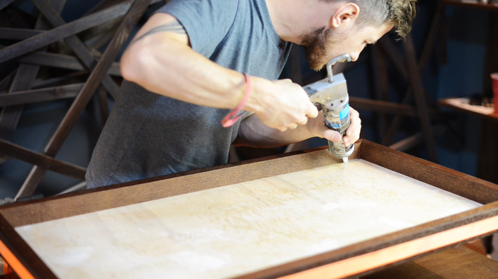 Делаем стол из эпоксидной смолы и старых книг. Мебель, Эпоксидная смола, Стол из эпоксидки, Работа с деревом, Реставрация, Крафт, Стол, Видео, Длиннопост