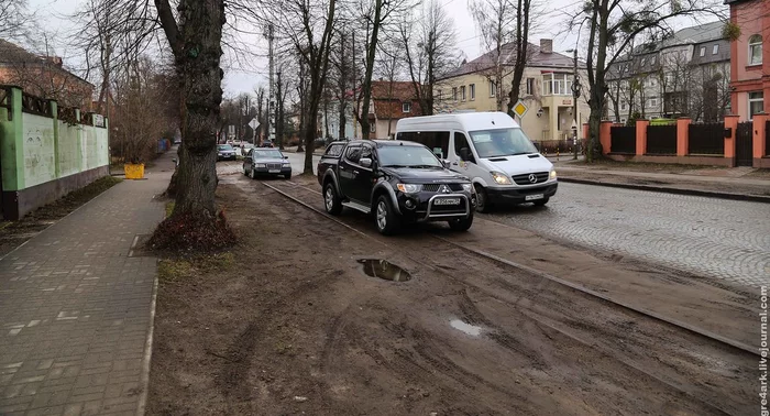 Как сделать город без грязи и луж - Урбанистика, Градостроительство, Удобство, Тротуар, Город, Грязь, Длиннопост, Городская среда, Гифка