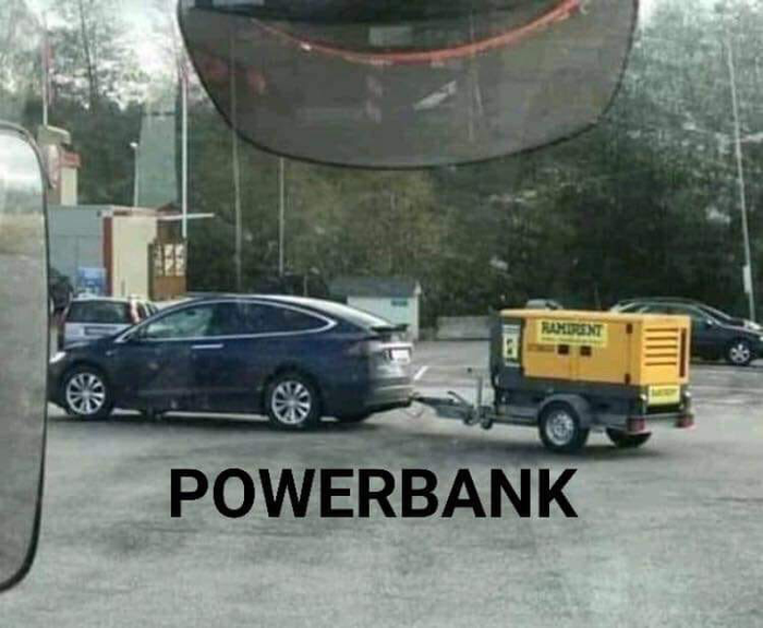 Tesla powerbank