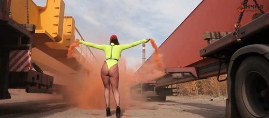 Hot video – Chelnov Crane Plant (NCKZ) announced an erotic calendar for 2020 - NSFW, The calendar, , news, Naberezhnye Chelny, Girls, PHOTOSESSION, Backstage, Video, Longpost