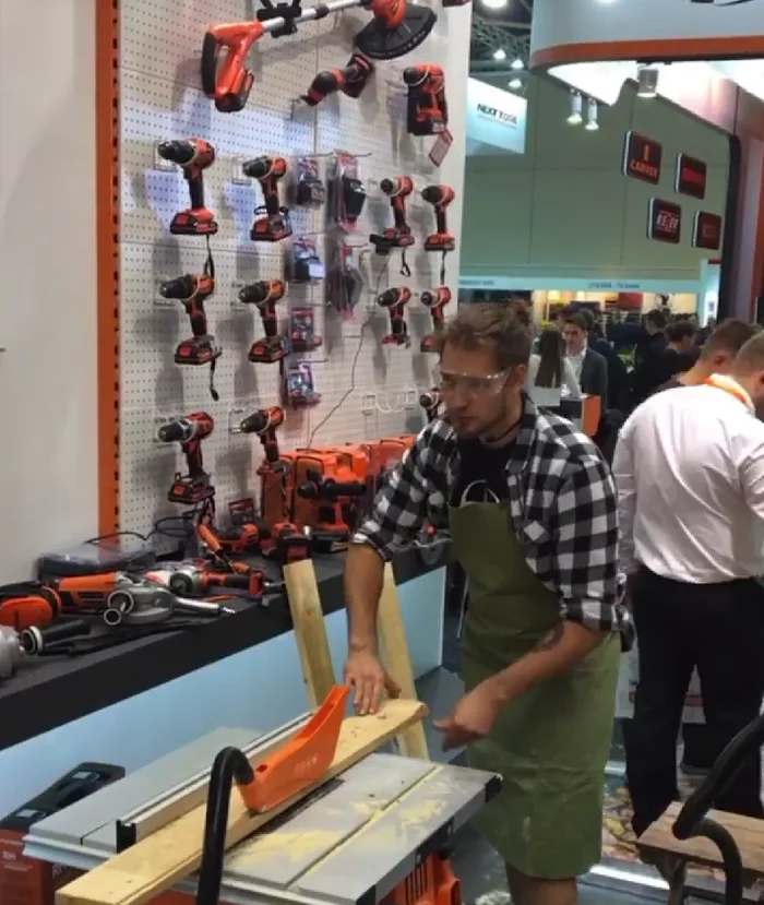 I was at the Mitex tool exhibition and found out where our power tools are made. - My, Tools, Technologies, Exhibition, Woodworking, Engineer, China, Moscow, Longpost