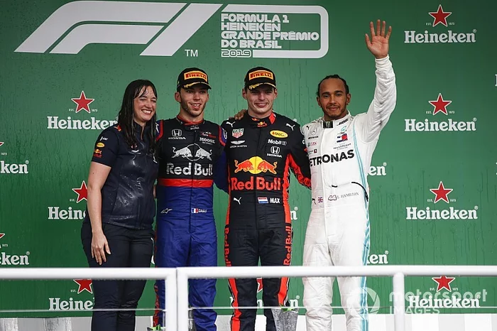 Reward for courage. How an ordinary Red Bull employee got on the podium - Formula 1, Race, Auto, Автоспорт, Victory, Interesting, Red bull, Стратегия