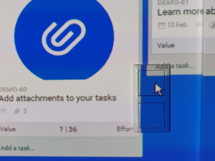 Не включай свет!