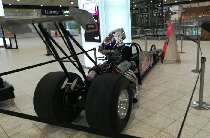 Dragster in Mega, Novosibirsk - My, Drag racing, Power, Novosibirsk, Mega, Longpost