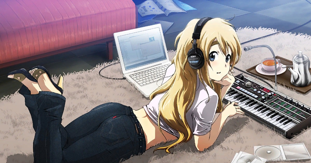 Blonde Gamer Girl