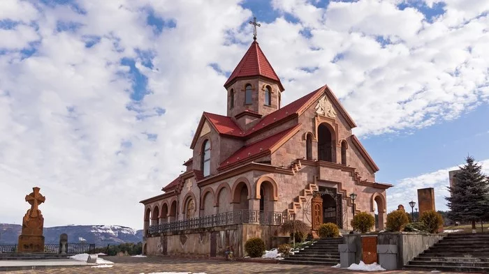 Surb Vardan (Armenian Church in Kislovodsk) - Kislovodsk, Christianity, Architecture, Armenian Church, The photo