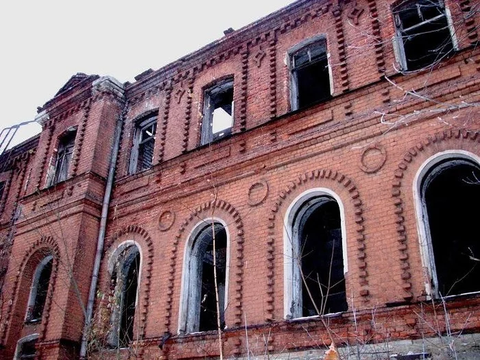 Abandoned children's hospital - My, Architecture, Abandoned, Stalker, Abandoned place, Longpost