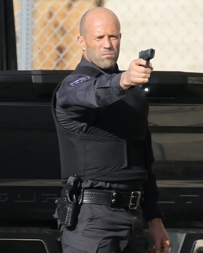 Джейсон Стэйтем, Джош Хартнетт и рэпер Post Malone в Остине на съемках «Инкассаторского грузовика» Гая Ричи - Гай Ричи, Джейсон Стейтем, Джош Хартнетт, Post malone, Инкассаторы, Съемки, Длиннопост