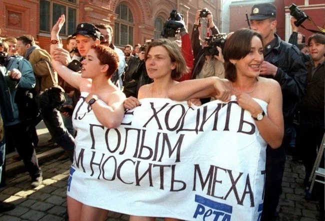 7 атмосферных фото из 90-х, на которых показано настоящее веселье